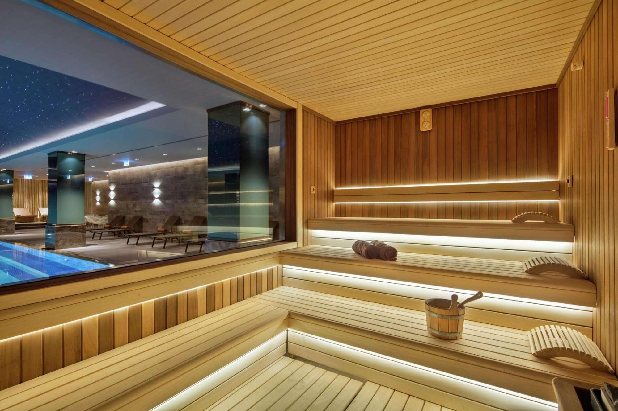 Doubletree By Hilton Skopje Hotel Ngoại thất bức ảnh Sauna