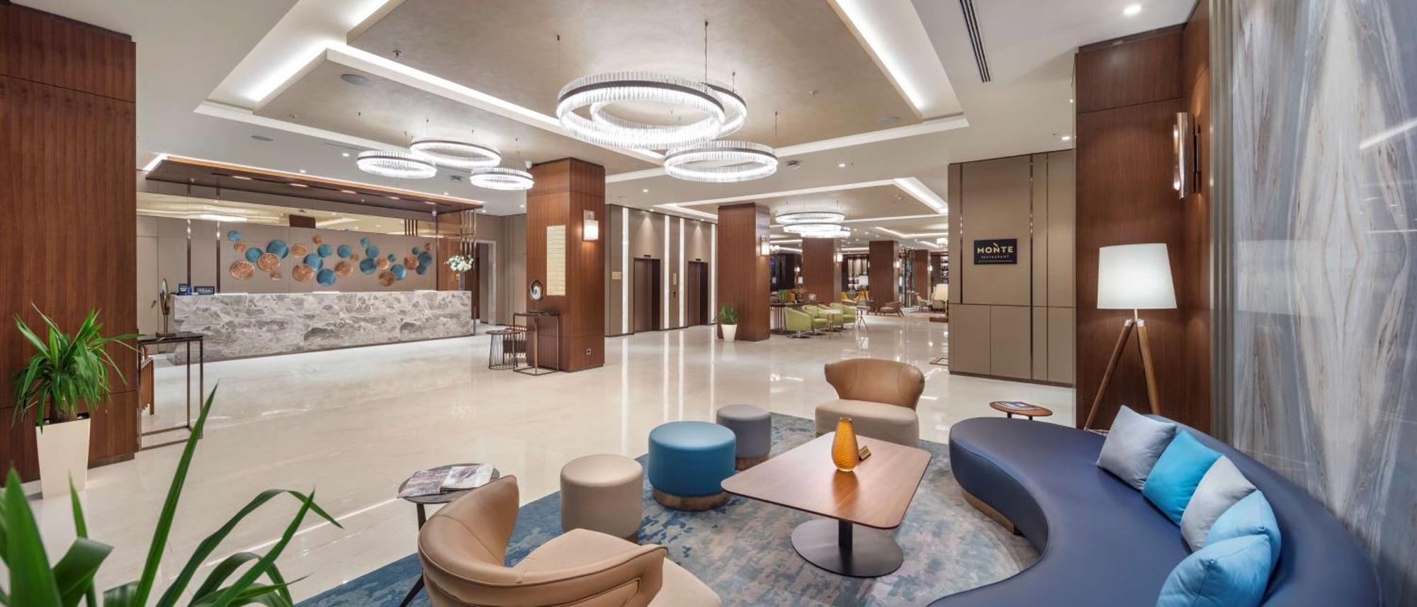 Doubletree By Hilton Skopje Hotel Ngoại thất bức ảnh Lobby